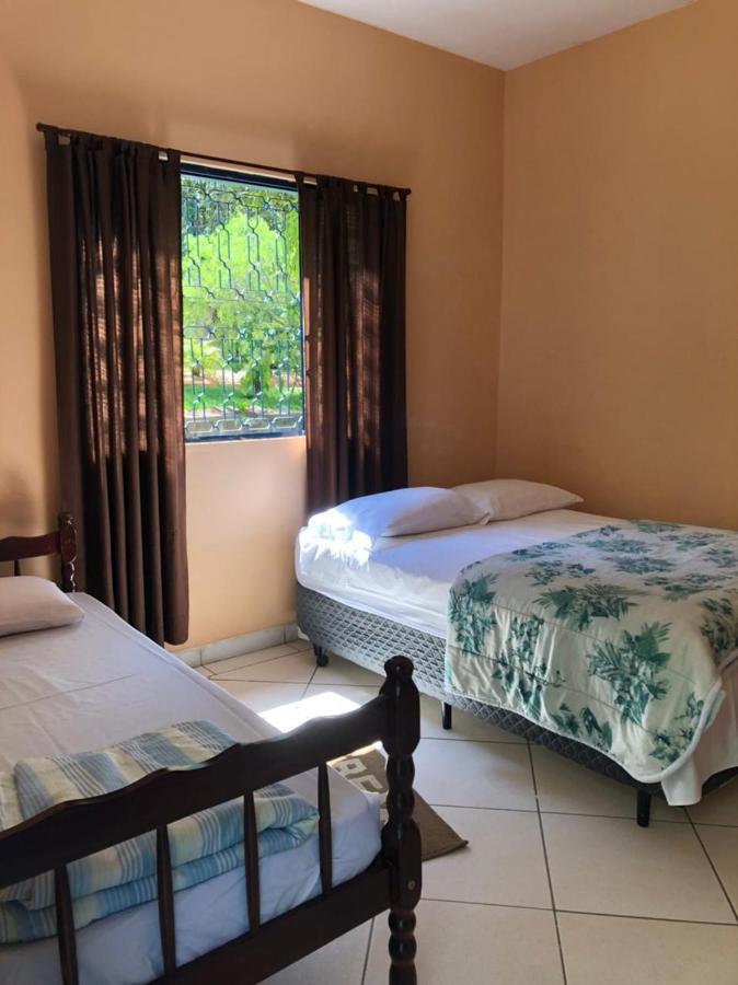Dos Ypes Inn